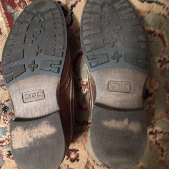 Luxurious Men's Leather Two Tone Shoe by Chaps - Picture 4 of 5